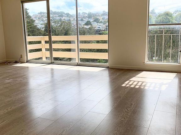 Large spacious living room