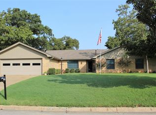 1225 Mockingbird St, Stephenville, TX 76401