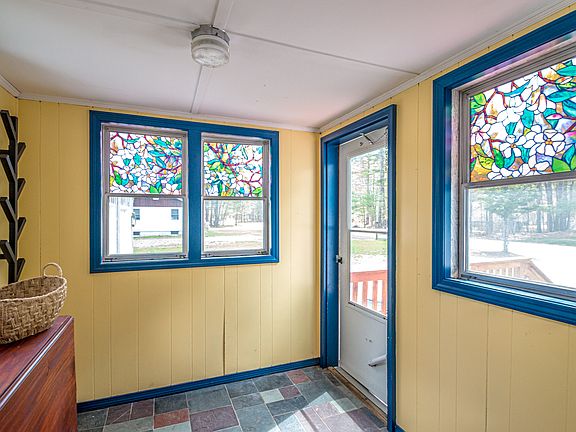 Entryway/mudroom