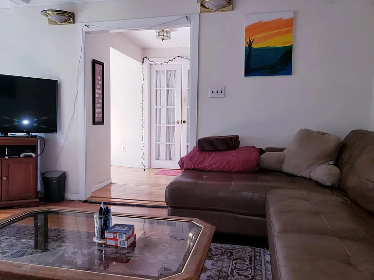 8 Denns Pl — Photo 27