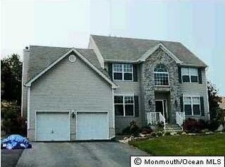 18 Cortelyou Rd, Jackson, NJ 08527