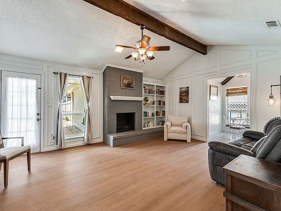 5th image of 1608 Mayflower Dr
