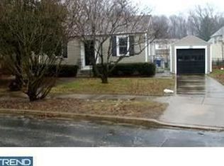 32 Park Cir, Cherry Hill, NJ 08034