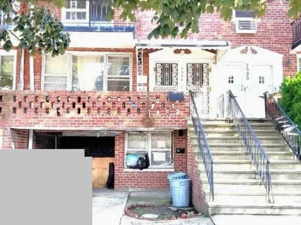 7522 Avenue T image 2 of 31