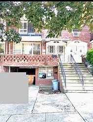 7522 Avenue T  image 1 of 31