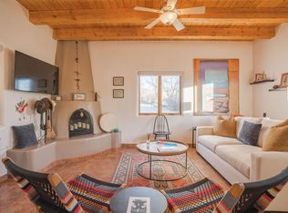 518 Dolan St APT F, Taos, NM 87571