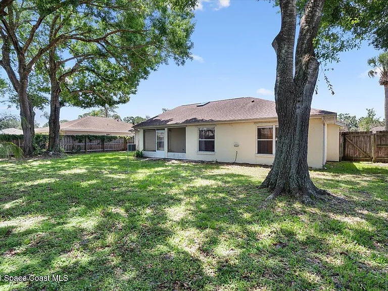 816 Hunters Creek Dr — Photo 28