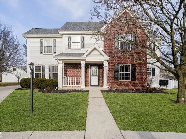 303 Hemlock Ct, Brownsburg, IN 46112