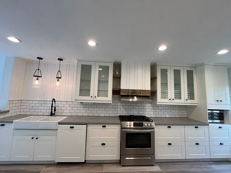289 Vista Royale Cir W — Photo 29
