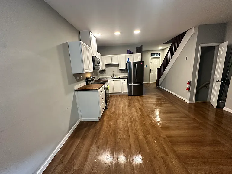 1510 Sycamore St — Photo 5