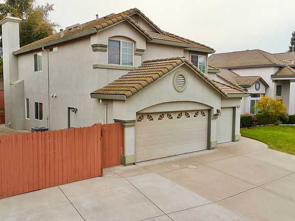 3rd image of 8120 Golden Vista Way