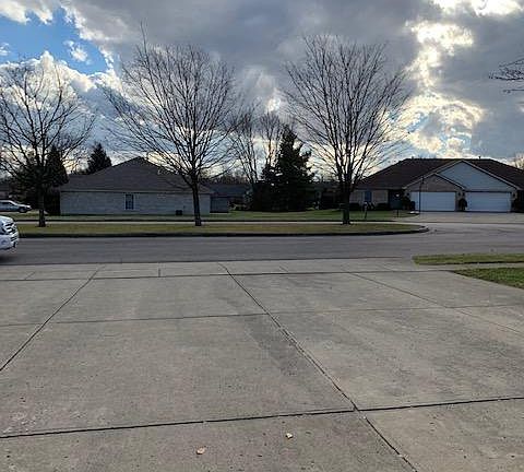 2nd image of 235 Beechwood Pl