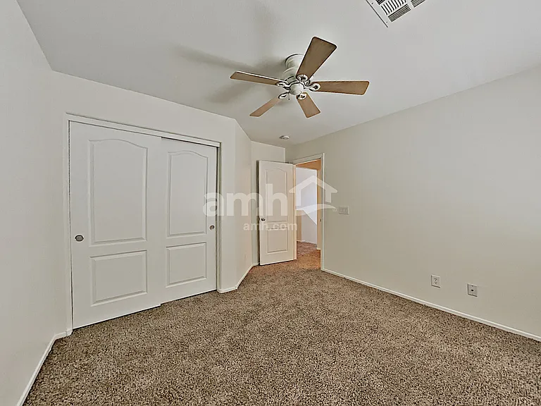 10580 Elberton Ave — Photo 15