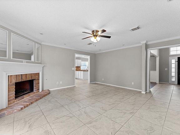 5th image of 16338 Hickory Point Rd