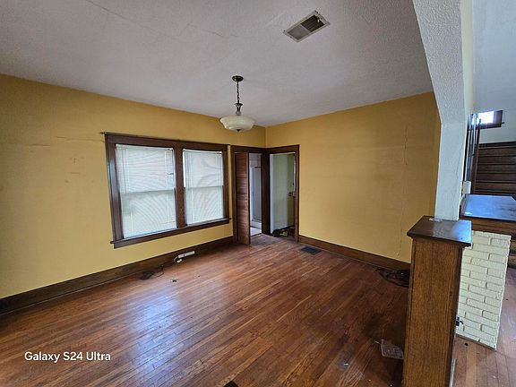 2nd image of 538 Courtland Ave