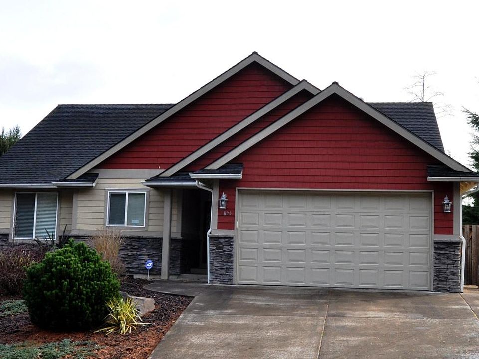 1st image of 5804 NE Voyage Ave