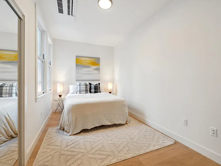 1200 Jackson St #1210 — Photo 29