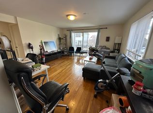 22 Snow St APT 1, Boston, MA 02135