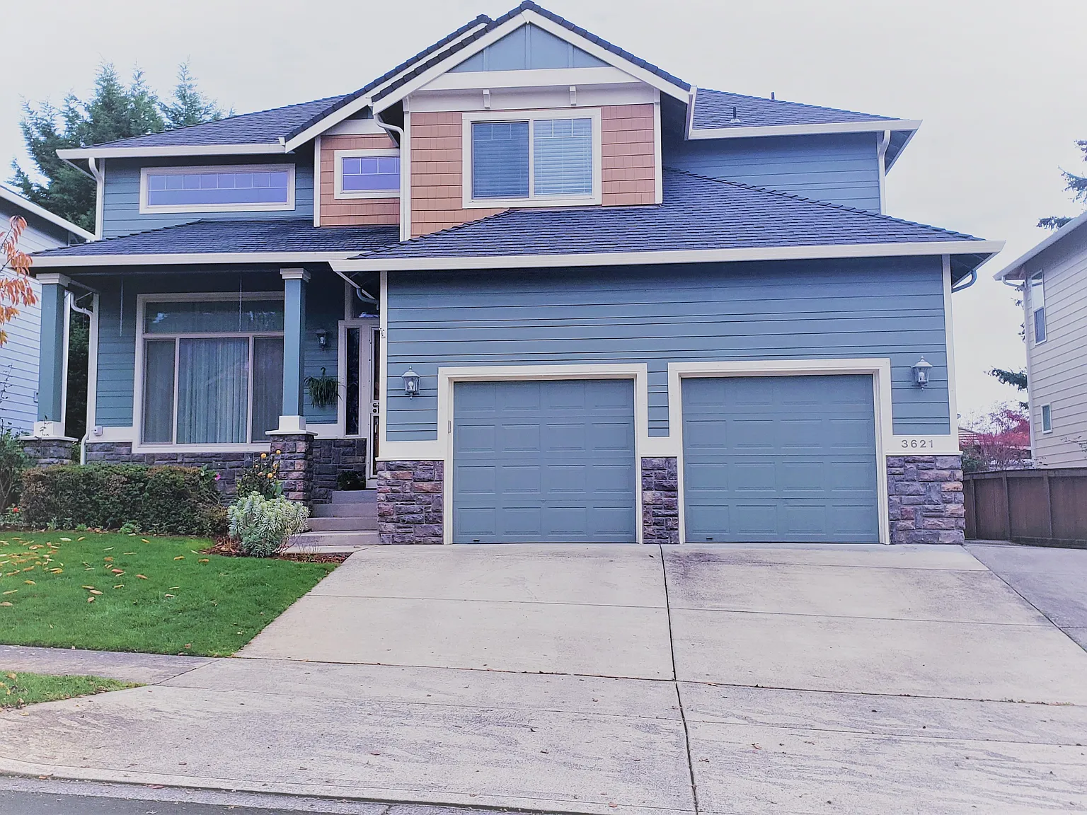 4 bed, 2.5 bath, 2416 sqft, $3,195 — Photo 1