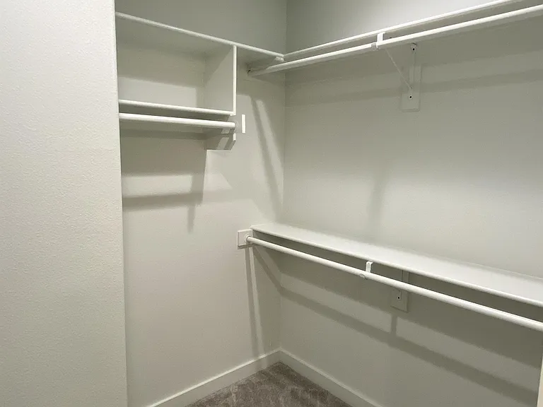 505 W Walker St #10 — Photo 12