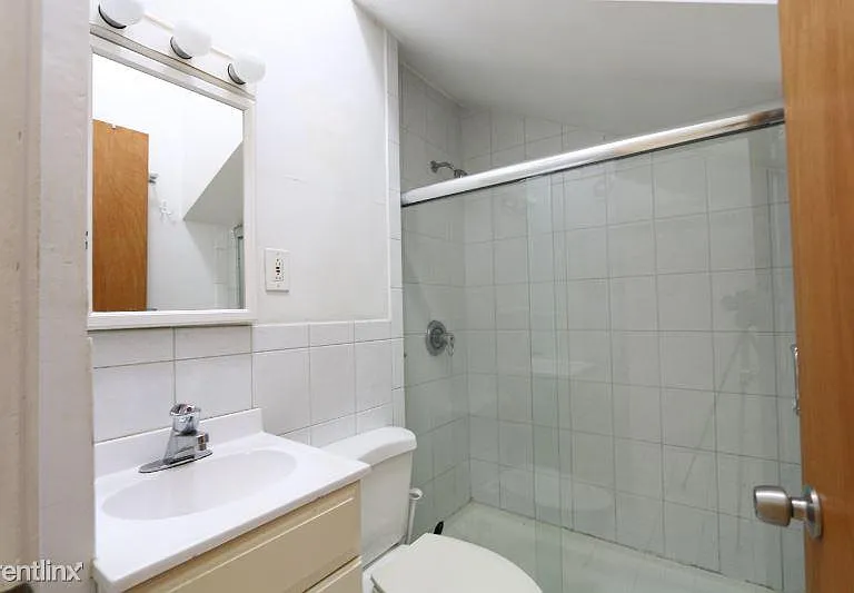 1414 W Polk St #1 — Photo 12