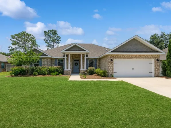 254 Concert Ct, Freeport, FL 32439