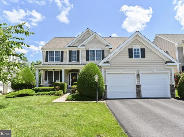 8362 Mineral Springs Dr, Manassas, VA 20112