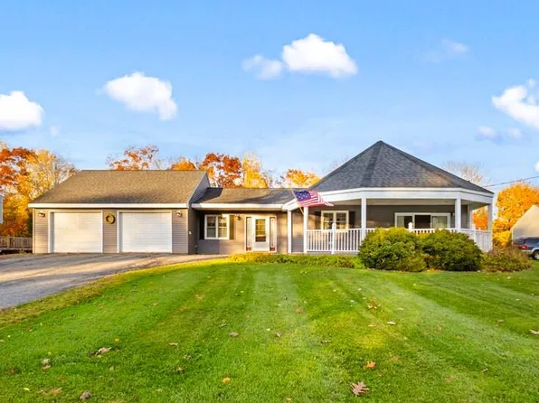 14 Court Street, Winslow, ME 04901