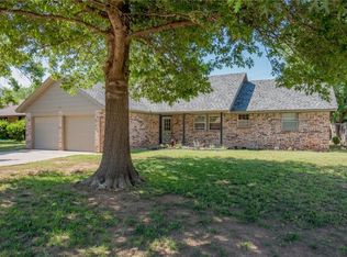 1035 W Windsor Way, Mustang, OK 73064