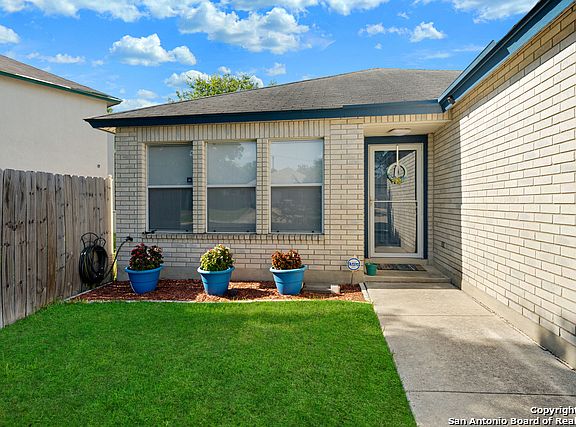 3rd image of 9630 Green Plain Dr
