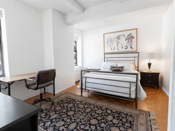 150 West 51st Street image 5 of 17