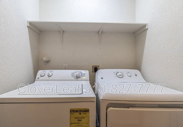 5745 Maxfli Dr — Photo 23
