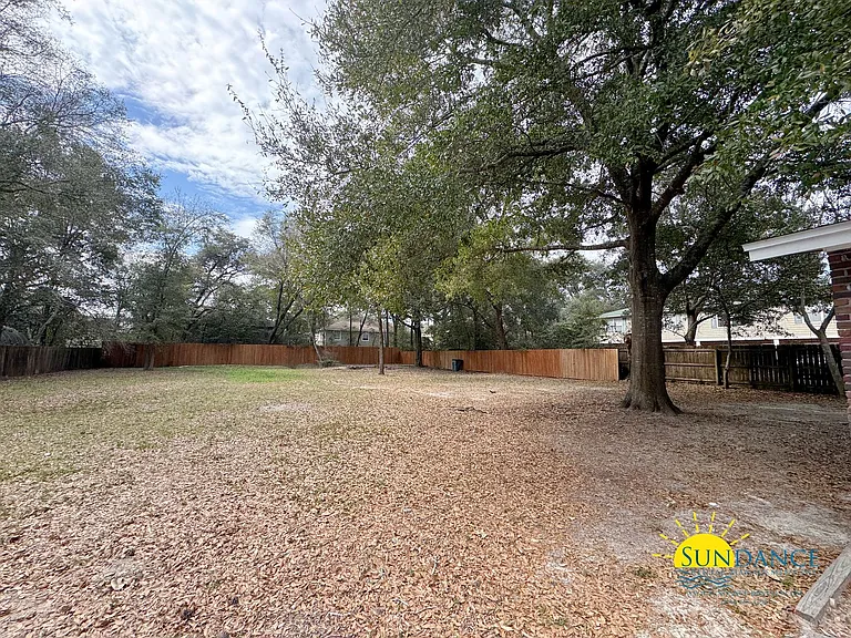 110 Hawkins Rd #B — Photo 14