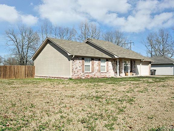 2nd image of 120 Bucky Beaver Dr