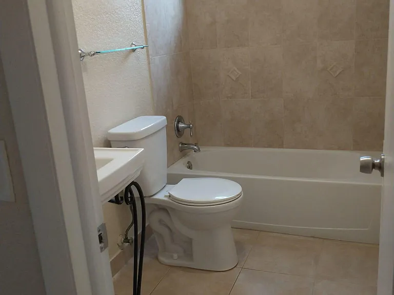 W 43rd Pl — Photo 31