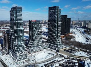 30 Inn On The Park Dr #512, Toronto, ON M3C 2J7