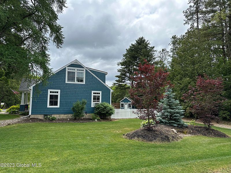 5th image of 4 Lynnfield Drive