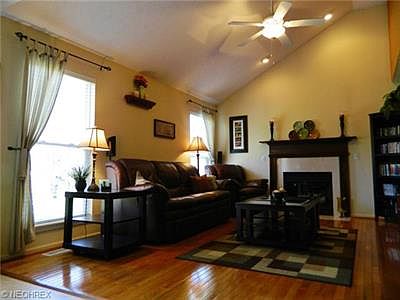 3rd image of 7324 Fayette Blvd