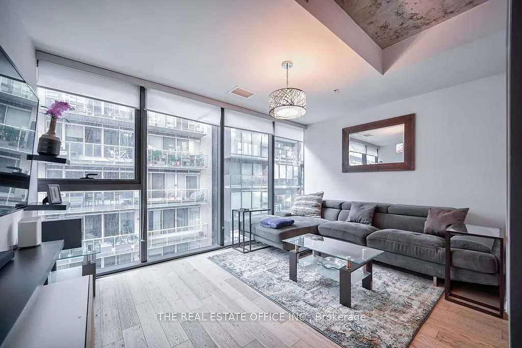 2 bed, $5,000 — Photo 1