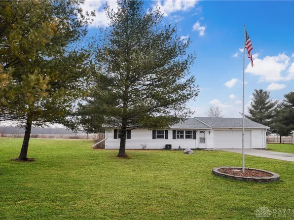 3168 McMecham Rd, Greenville, OH 45331