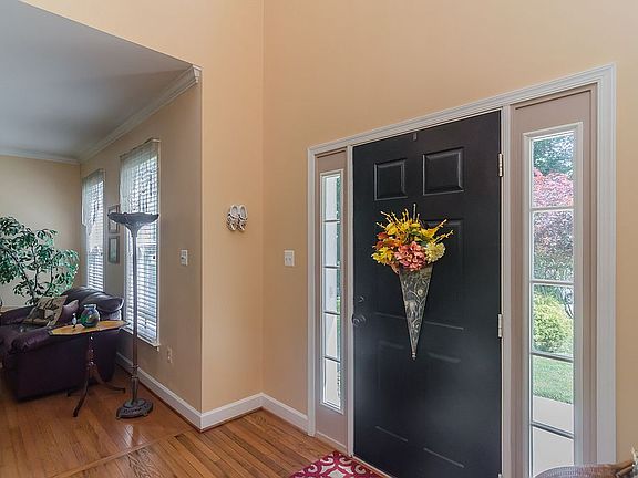 4th image of 6183 Treywood Ln