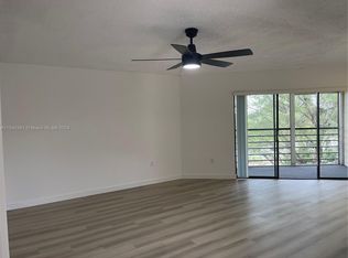 6755 W Broward Blvd APT 404, Plantation, FL 33317