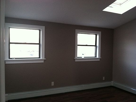 3rd image of 12 Dorothy St
