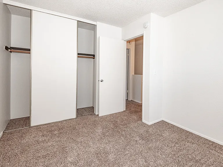 Clipper Ridge Apartments — Photo 12