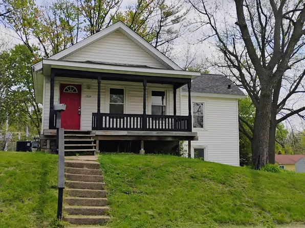 1517 Spring St, Davenport, IA 52803