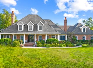 5 Valley View Ln, Burlington, CT 06013