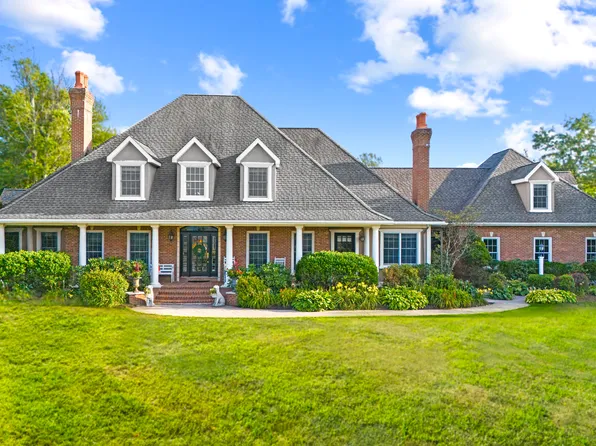 5 Valley View Lane, Burlington, CT 06013