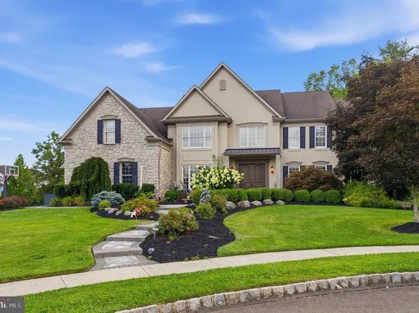 2310 Sandhurst Dr, Jamison, PA 18929