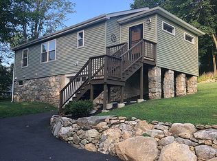 33 Ticonderoga Rd, Carmel, NY 10512