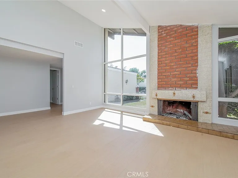 19412 Sierra Chula Rd — Photo 4